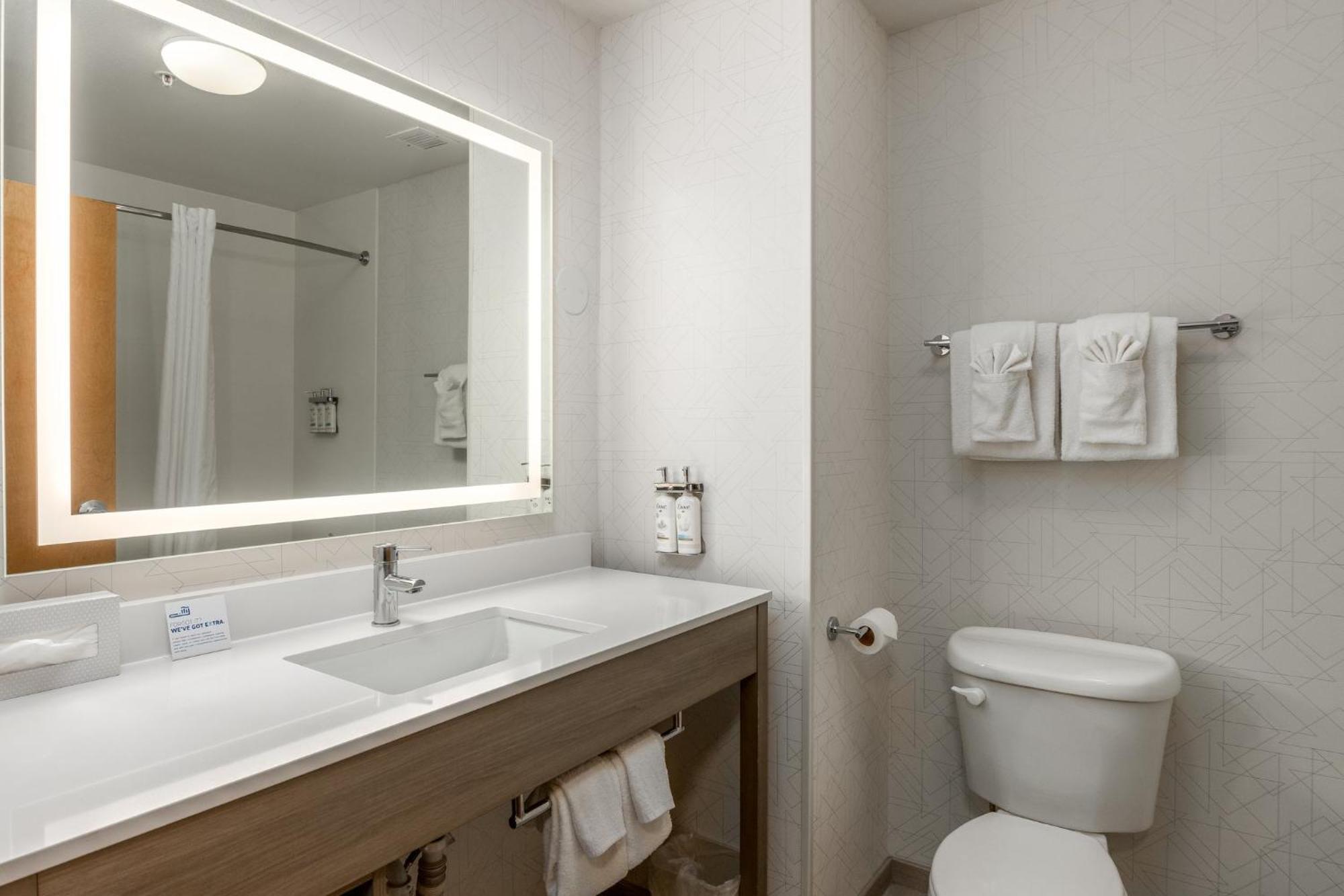 Holiday Inn Express Hotel & Suites Vancouver Mall-Portland Area By Ihg Exterior foto